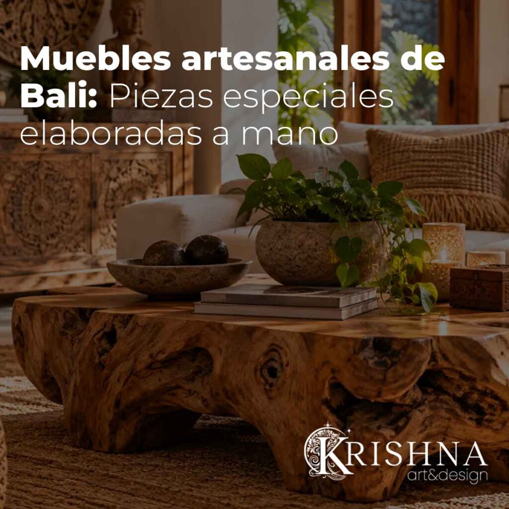 Salón de inspiración balinesa con mesa de madera maciza artesanal y muebles de teca.